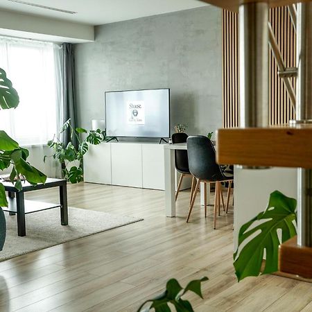 Urban Zenhouse No.2 - Breakfast Included Apartment Bratislava Exterior photo