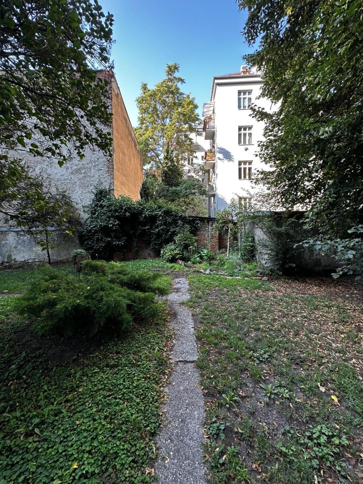 Urban Zenhouse No.2 - Breakfast Included Apartment Bratislava Exterior photo